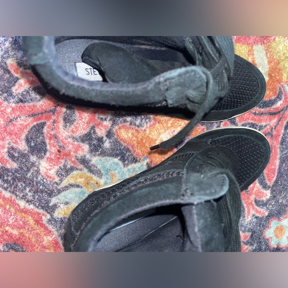 Steve Madden Sneakers Olympa-X High Heel Wedge Shoes
Black Suede Mesh 7.… - Picture 12 of 13